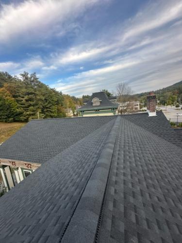 New asphalt shingle roof